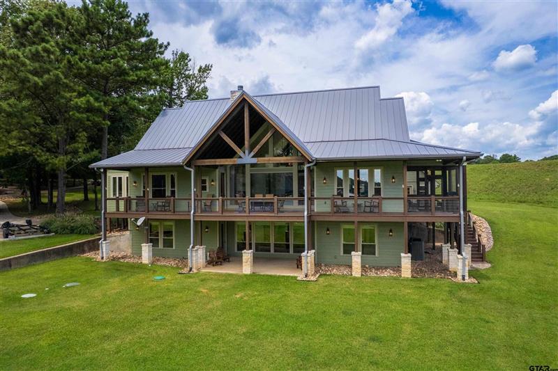 109  King Shore Blvd Scroggins TX 75480 Mt Vernon