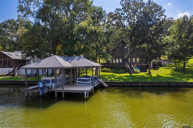 1555  Canadian Drive Scroggins TX 75480 Mt Vernon